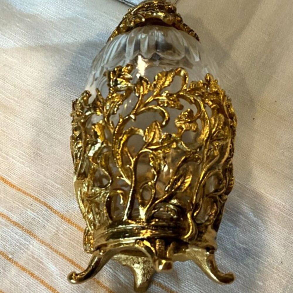 Stunning vintage Matson Ormolu perfume bottle no top - Picture 3 of 7